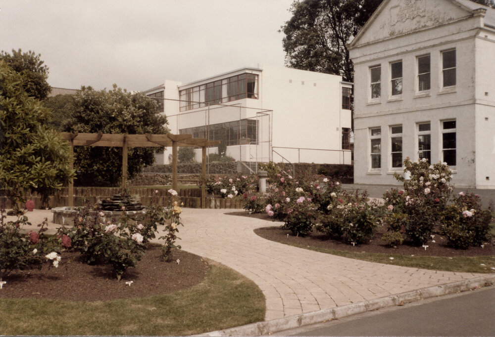 Lisa Schilling Memorial Garden