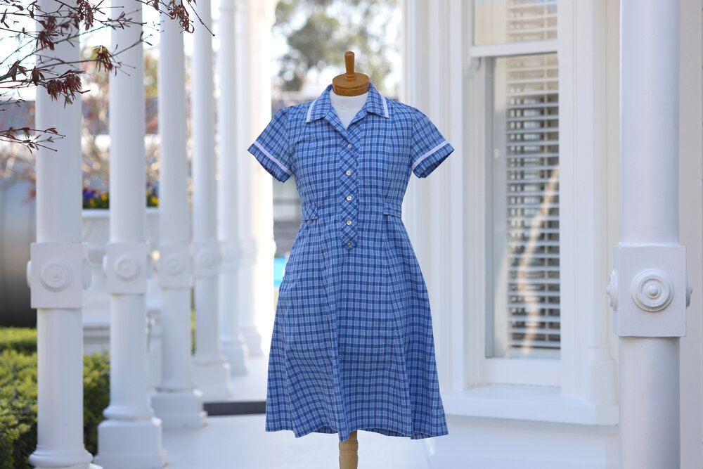 Summer uniform (1980s to 1990s)