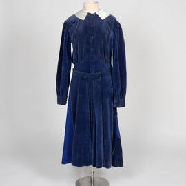 Boarders’ dinner dress (1910s to 1920s)