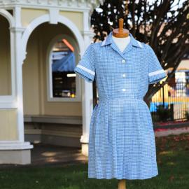 Summer uniform (1960s to 1980s)